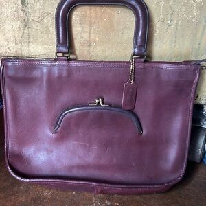 Vintage Coach watermelon kiss lock tote